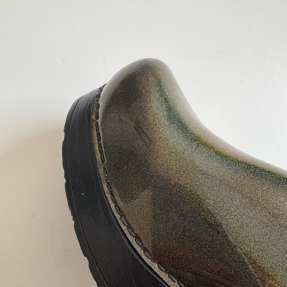 Dansko Professional Metallic Clog Size 38 - Picture 9 of 11